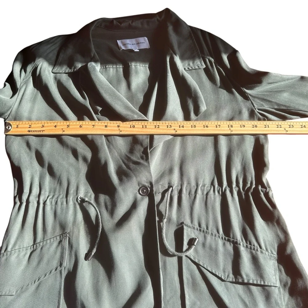 Revolve Cupcakes and Cashmere Army Jacket women’s sz medium olive green casual - Picture 6 of 15